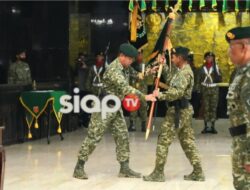 Moment Mayjen TNI Syafrial Hadiri Acara Serah Terima Jabatan Pangdivif 3 Kostrad