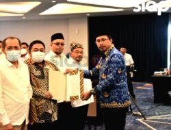 Bupati Sidoarjo Mengukuhkan 30 Peserta Forum Skill Development Center Kabupaten Sidoarjo