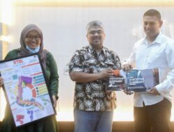 Wali Kota Kediri Terima Hasil Studio Perancangan Kota dan Transportasi Mahasiswa