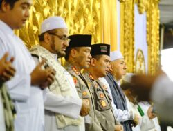 Polrestabes Surabaya Dzikir dan Sholawat Bersama Bonek Surabaya Utara Jelang Sidang Tragedi Kanjuruhan