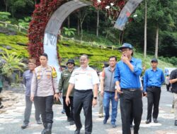 Hari Kedua Ops Ketupat Semeru, Kapolres Batu Bersama Forkopimda Cek Tempat Wisata