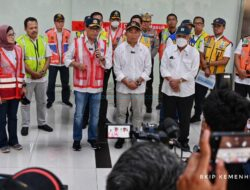 Menko PMK Bersama Menhub Inspeksi Terminal Kampung Rambutan