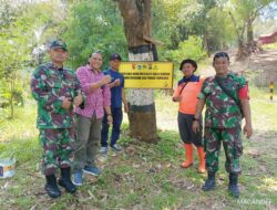 Koramil Kasembon Pasang Banner Peringatan Dini Antisipasi Longsor dan Pohon Tumbang