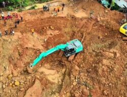 Meski Modifikasi Cuaca Berhasil, Hujan Malam Hari Masih Halangi Pencarian 7 Korban Hilang Longsor Cilacap