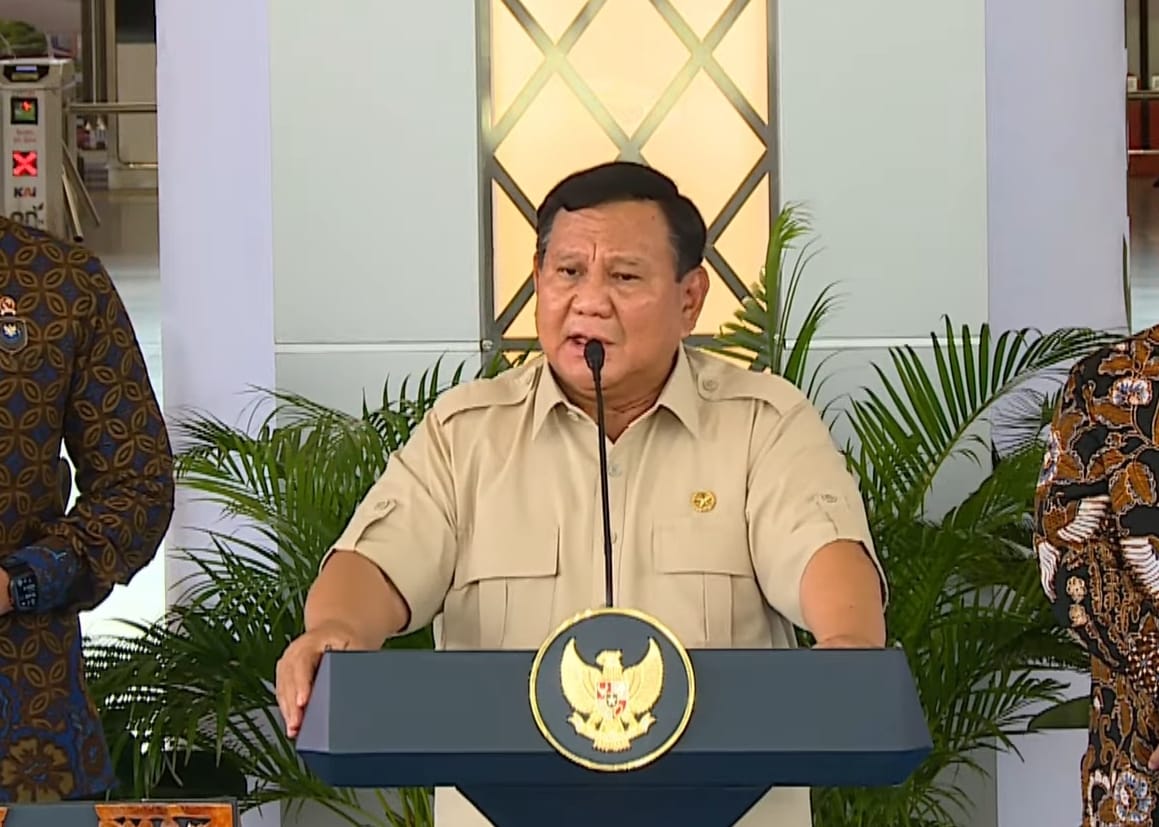 Presiden Prabowo tegaskan ambil tanggung jawab soal Whoosh. (Tangkapan layar YouTube Sekretariat Presiden)