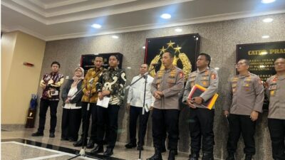 Selidiki Kayu Gelondongan