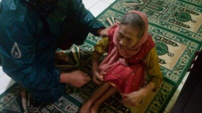 Kisah di balik bencana: aksi cepat relawan, pengorbanan petugas, dan ketangguhan warga Batang menghadapi musibah. Dokumentasi perjalanan bantuan dan dapur umum untuk pengungsi. Ikuti kisah inspiratifnya.