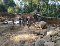 Sekolah dan Tempat Ibadah di Sumut Berangsur Dibersihkan TNI, Sebagian Besar Sudah Rampung