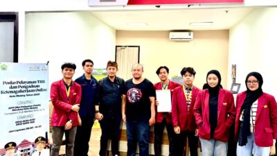 Andi Rachmanto dan Nizar Fahmi, kuasa hukum dari Maha Patih Law Office, berbicara di depan awak media usai mediasi gagal.